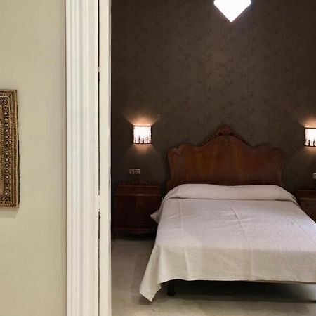 Ferienwohnung Chic E Classic Alicante Exterior foto